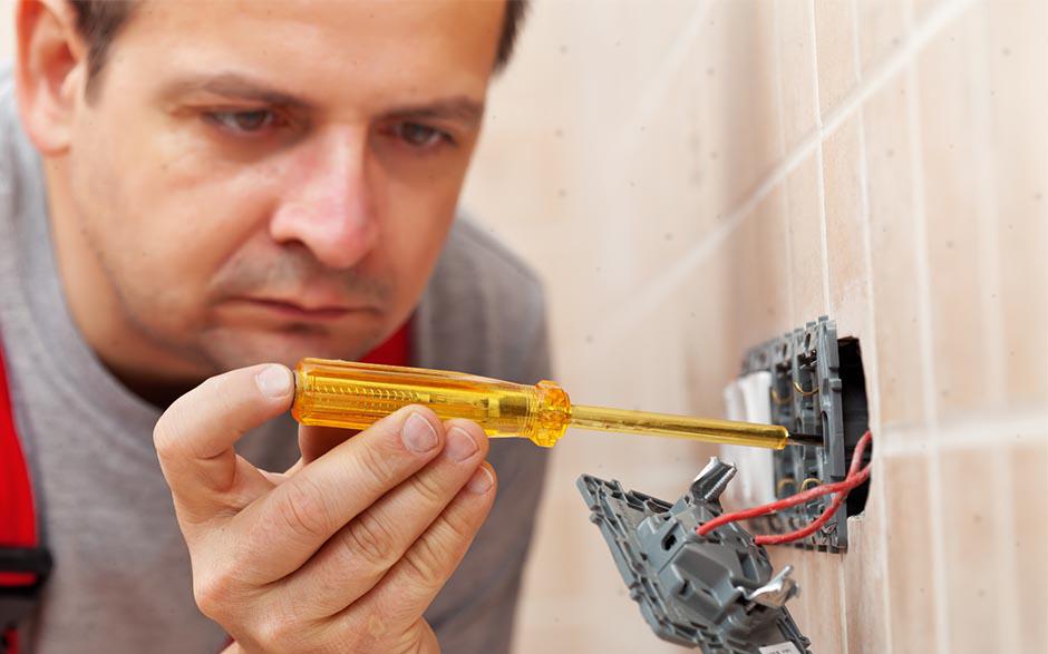 recherche électricien Paris 7
